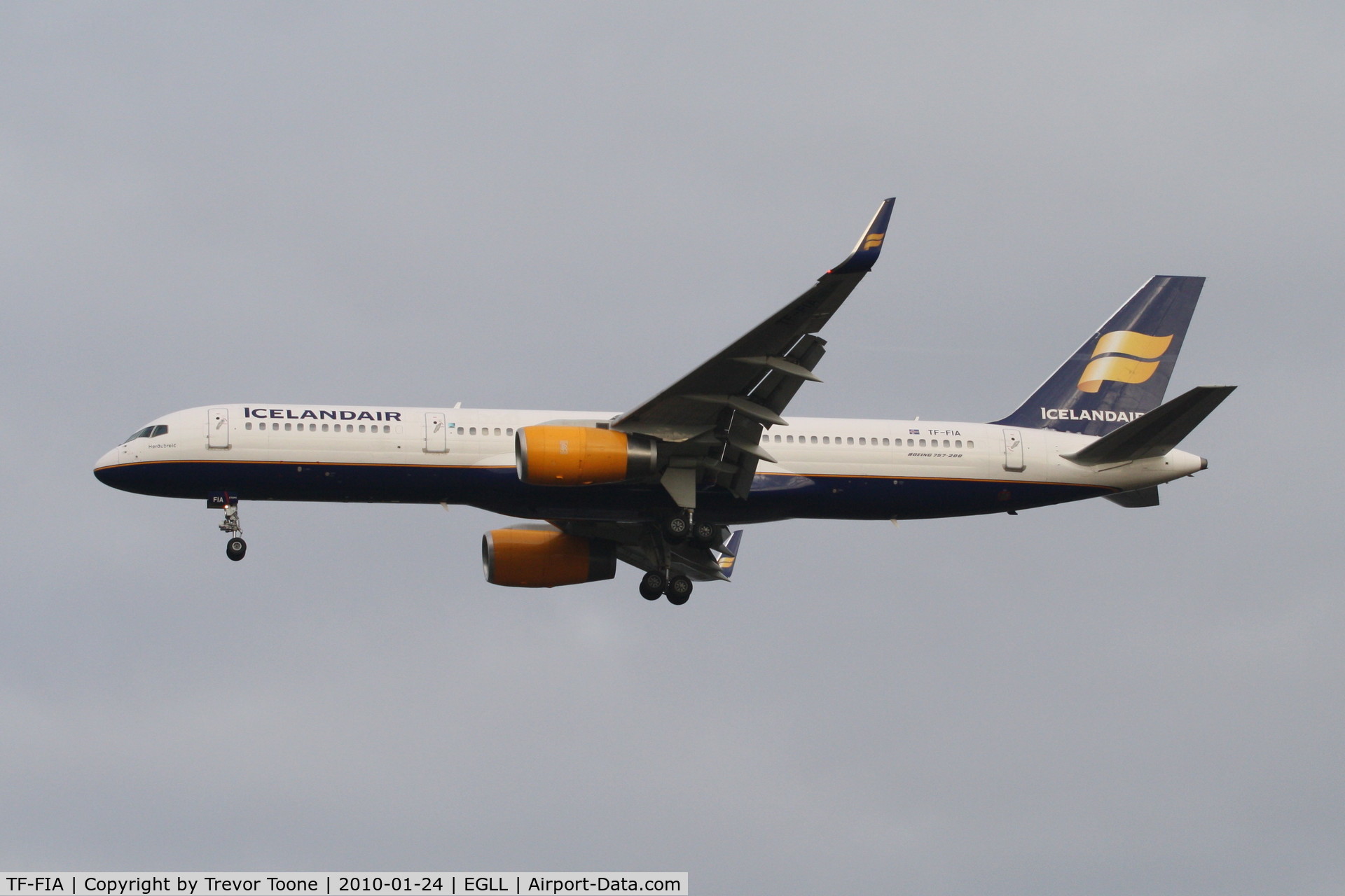 TF-FIA, 2000 Boeing 757-256 C/N 29310, Boeing 757-200, c/n: 29310