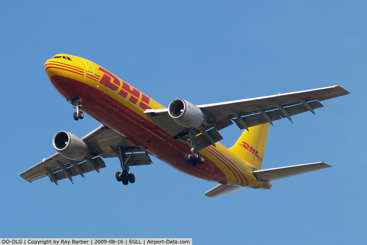 OO-DLG, 1982 Airbus A300B4-203(F) C/N 208, Airbus A300B4-203F [208] (DHL) Home~G 16/08/2009. On approach 27R 3 miles out.