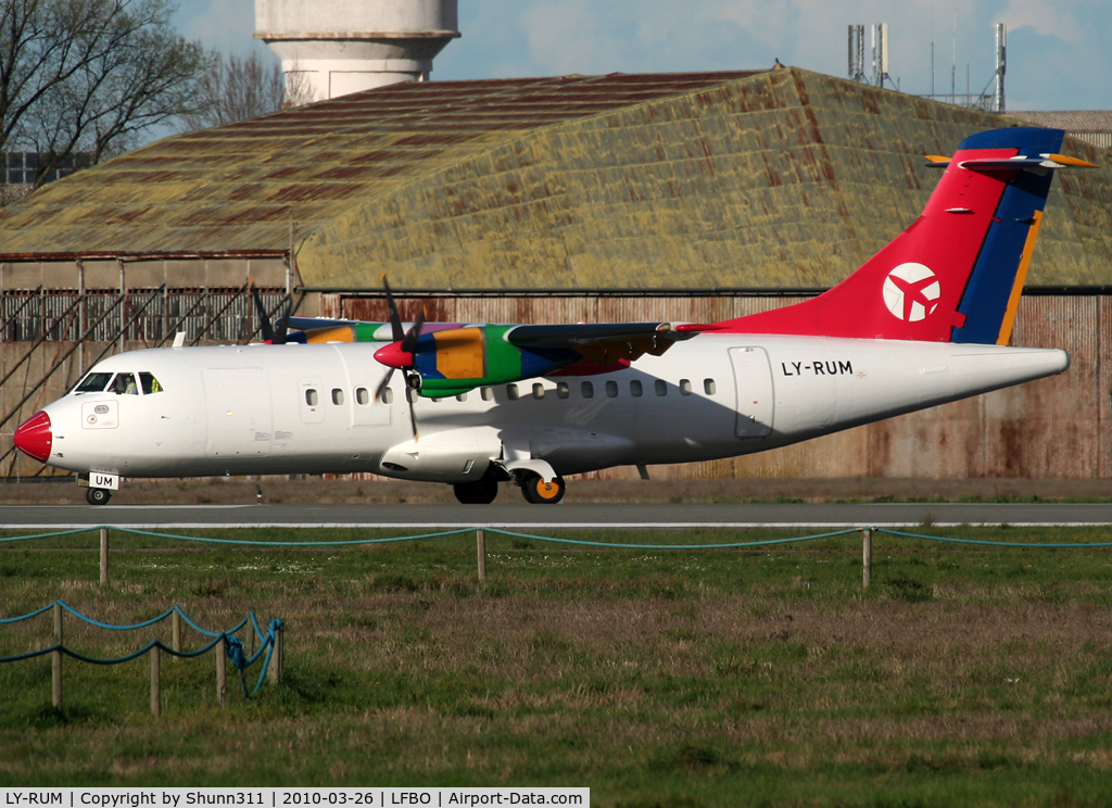 LY-RUM, 1986 ATR 42-300 C/N 010, Lining up rwy 32R for departure...