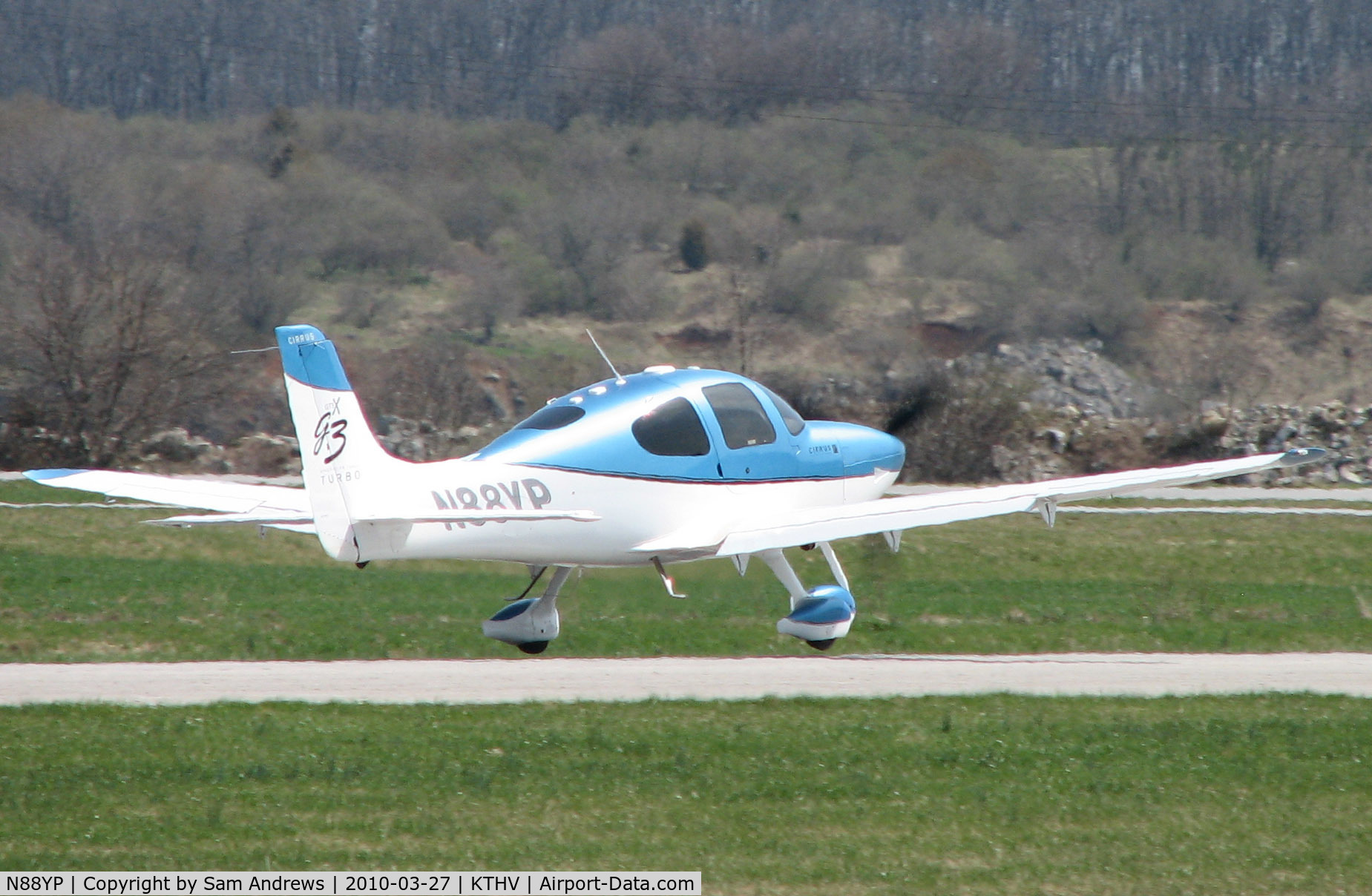 N88YP, 2007 Cirrus SR22 G3 GTSX Turbo C/N 2584, Leaping into the air