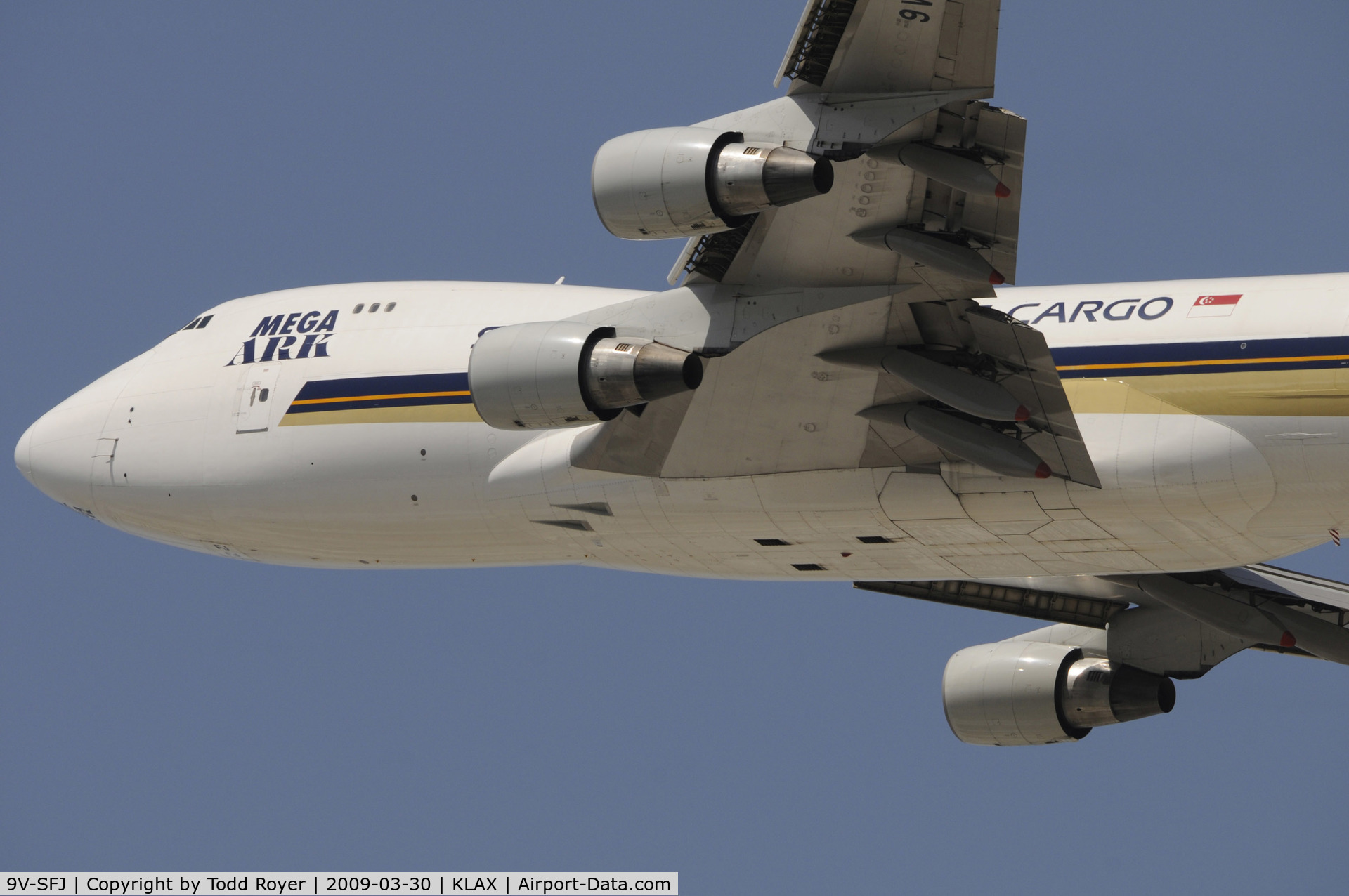 9V-SFJ, 2001 Boeing 747-412F/SCD C/N 26559, Departing LAX