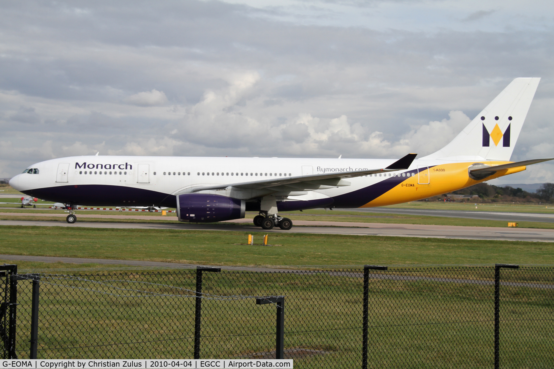 G-EOMA, 1999 Airbus A330-243 C/N 265, Monarch Airlines