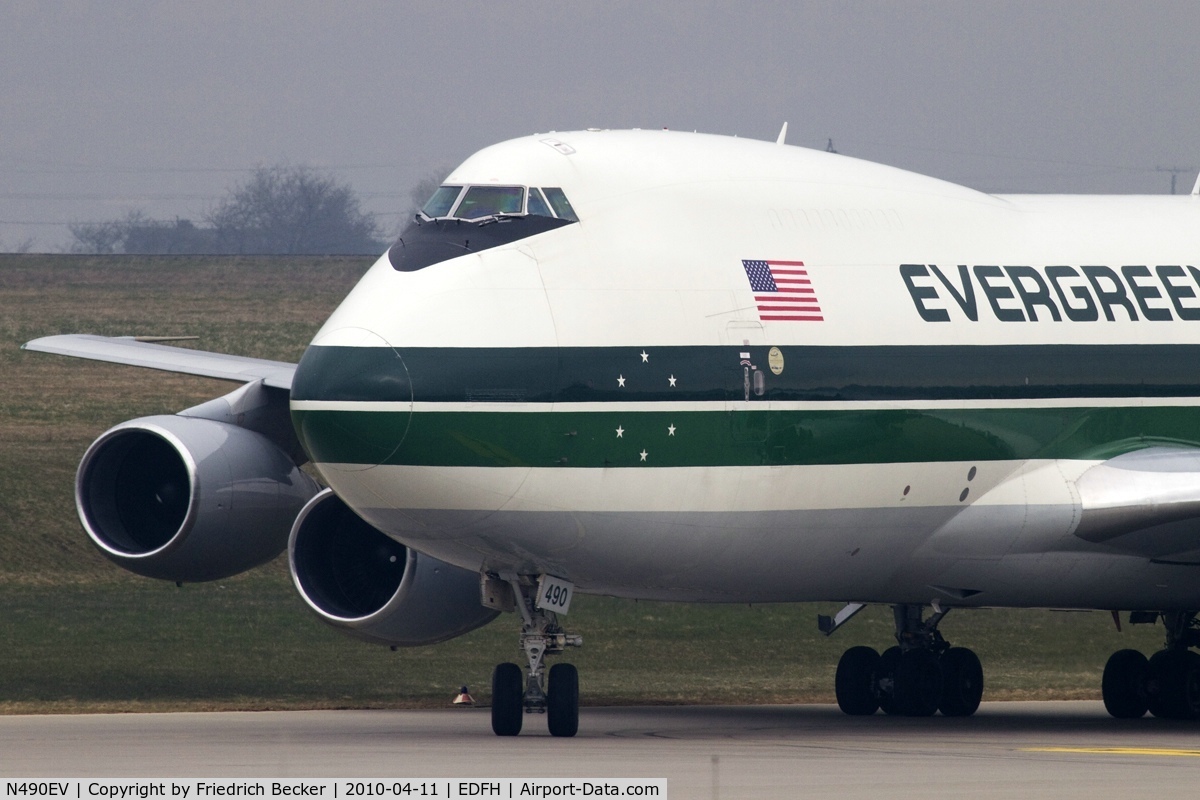 N490EV, 1988 Boeing 747-230F C/N 24138, taxying to the gate
