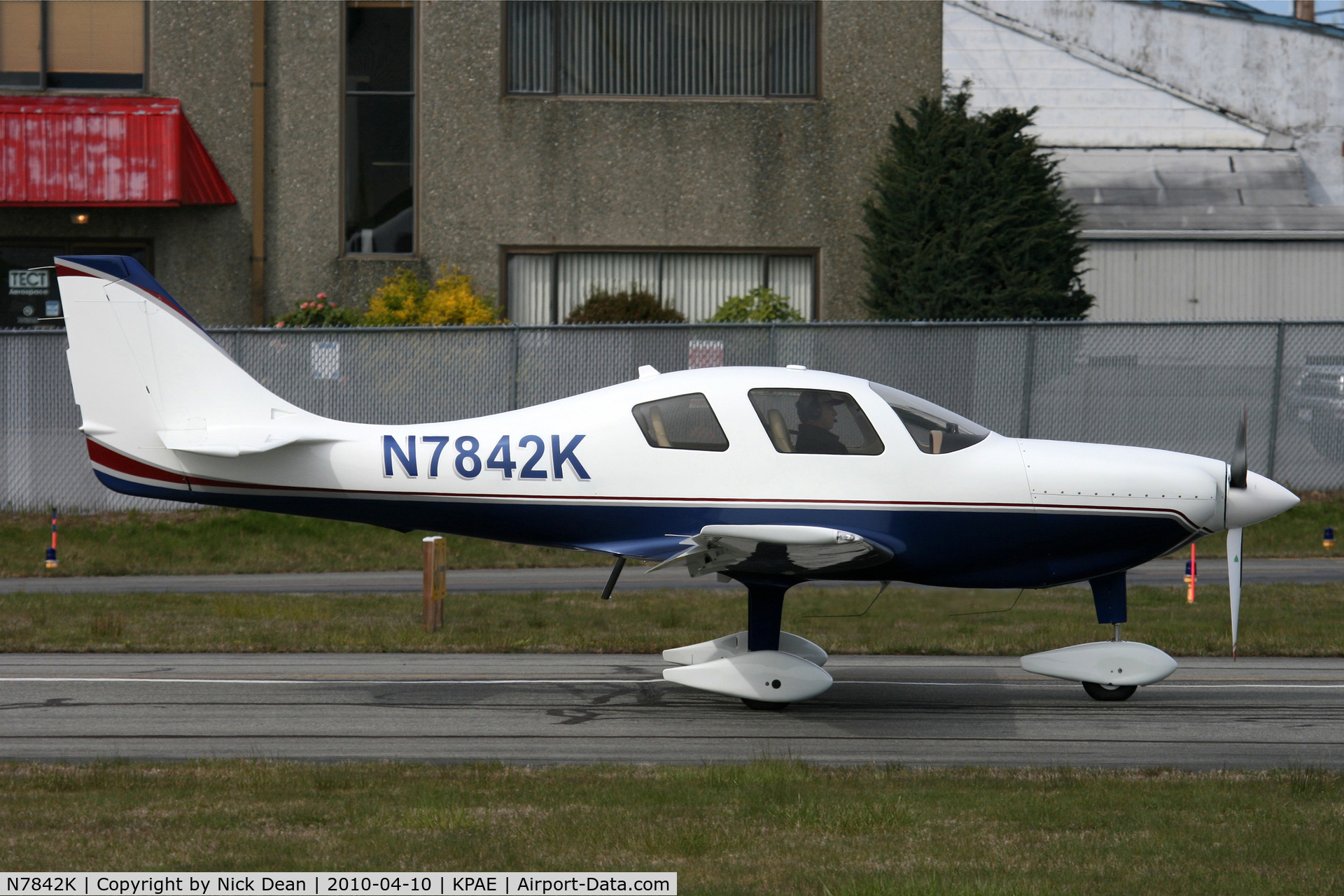 N7842K, 2008 Heizer I J ESP C/N 001, KPAE