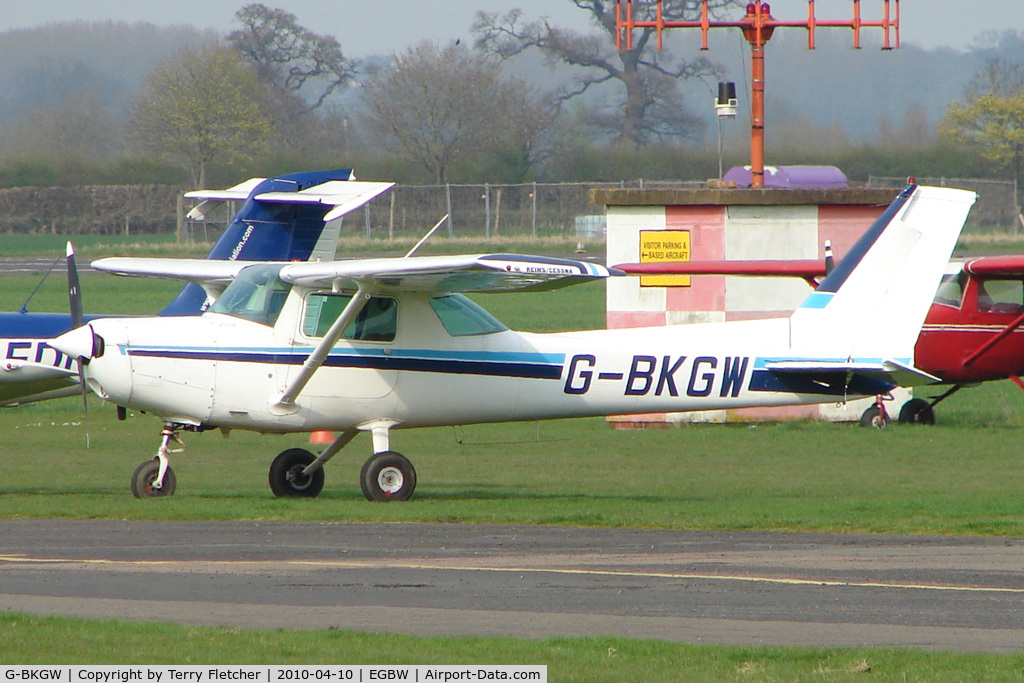 G-BKGW, 1981 Reims F152 C/N 1878, 1981 Reims Aviation Sa REIMS CESSNA F152 at Wellesbourne