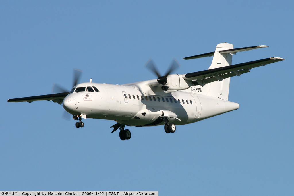 G-RHUM, 1991 ATR 42-300 C/N 238, ATR ATR-42-300 on approach to Rwy 25 at Newcastle Airport in 2006.