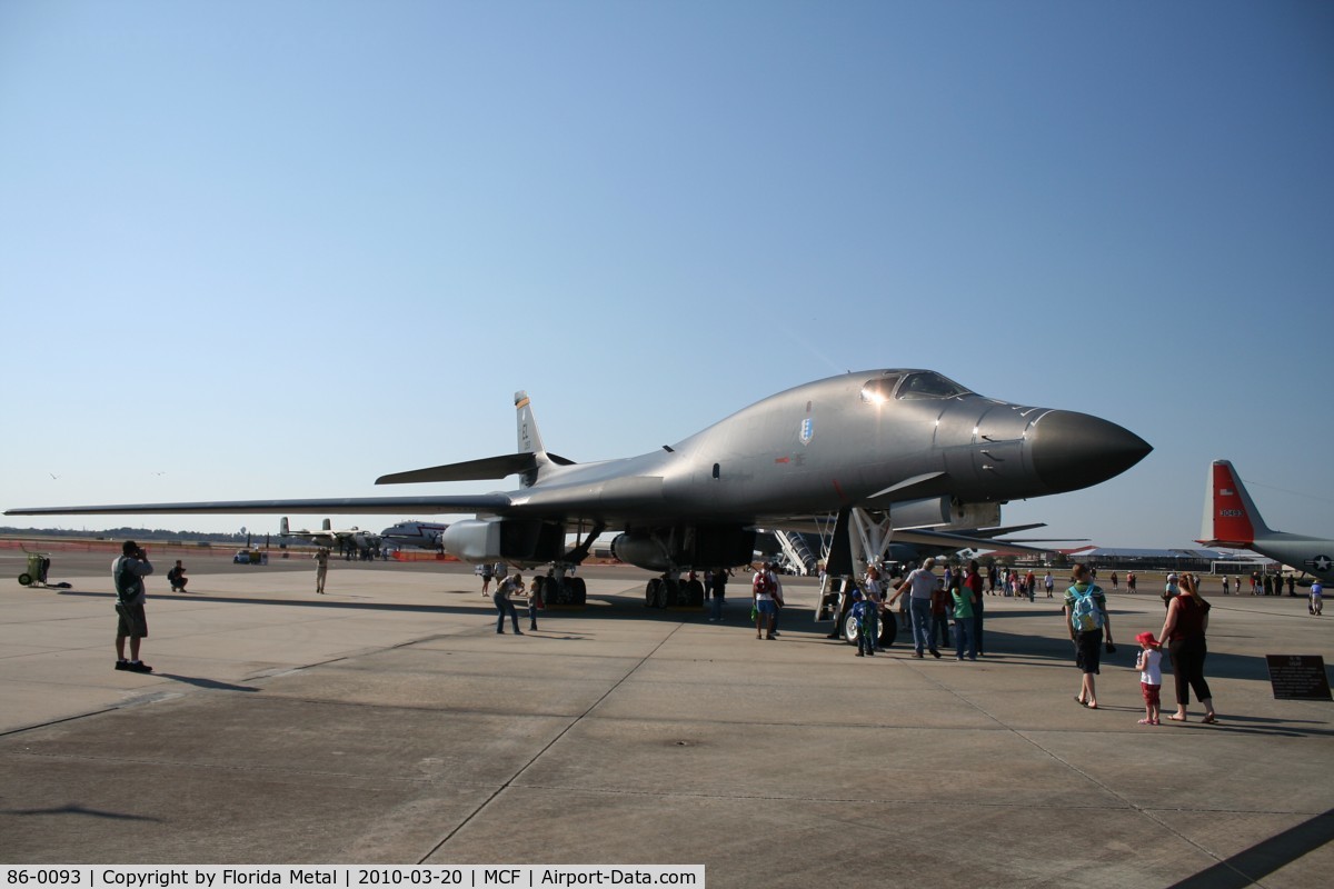 86-0093, 1986 Rockwell B-1B Lancer C/N 53, B-1B