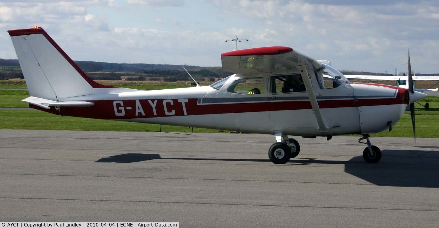 G-AYCT, 1970 Reims F172H Skyhawk C/N 0724, chocs away !
