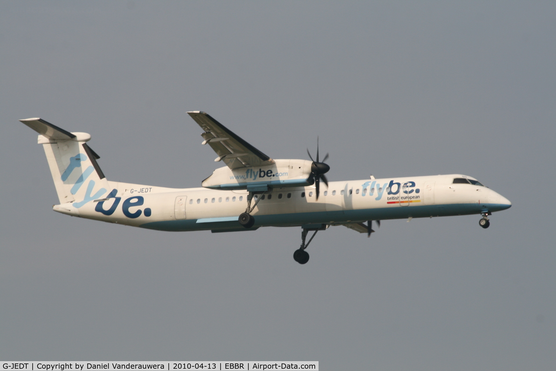 G-JEDT, 2003 De Havilland Canada DHC-8-402Q Dash 8 C/N 4088, Arrival of flight BE593 to RWY 02