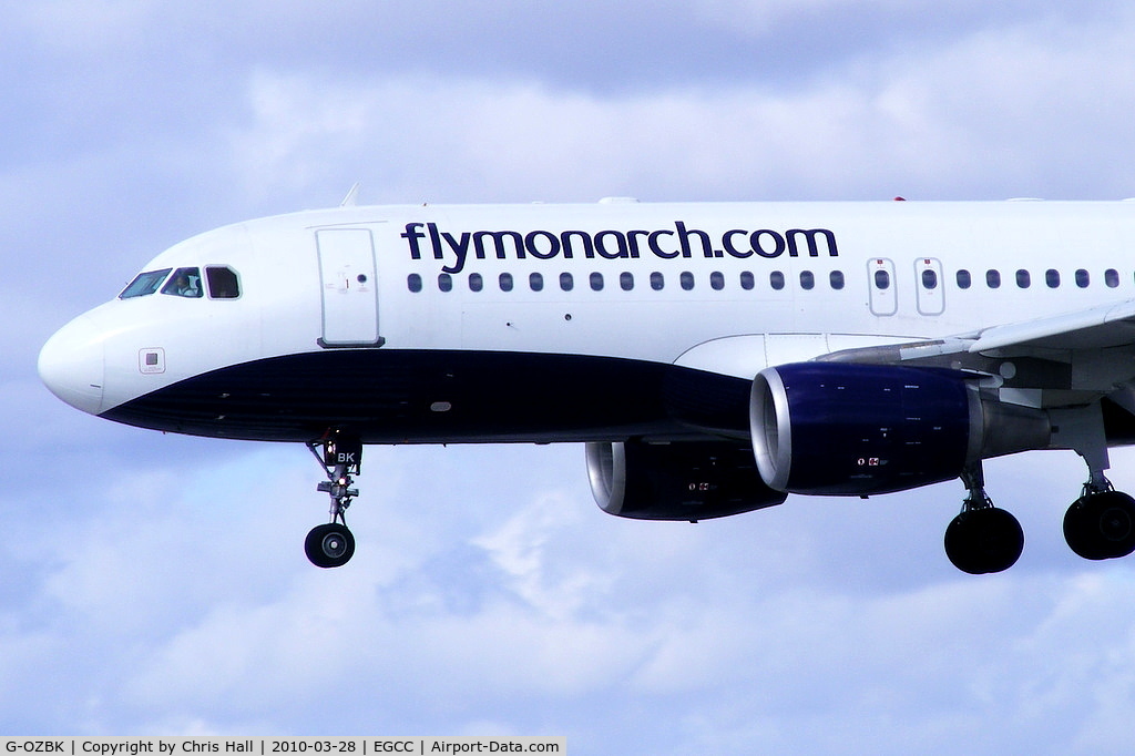 G-OZBK, 2000 Airbus A320-214 C/N 1370, Monarch Airlines