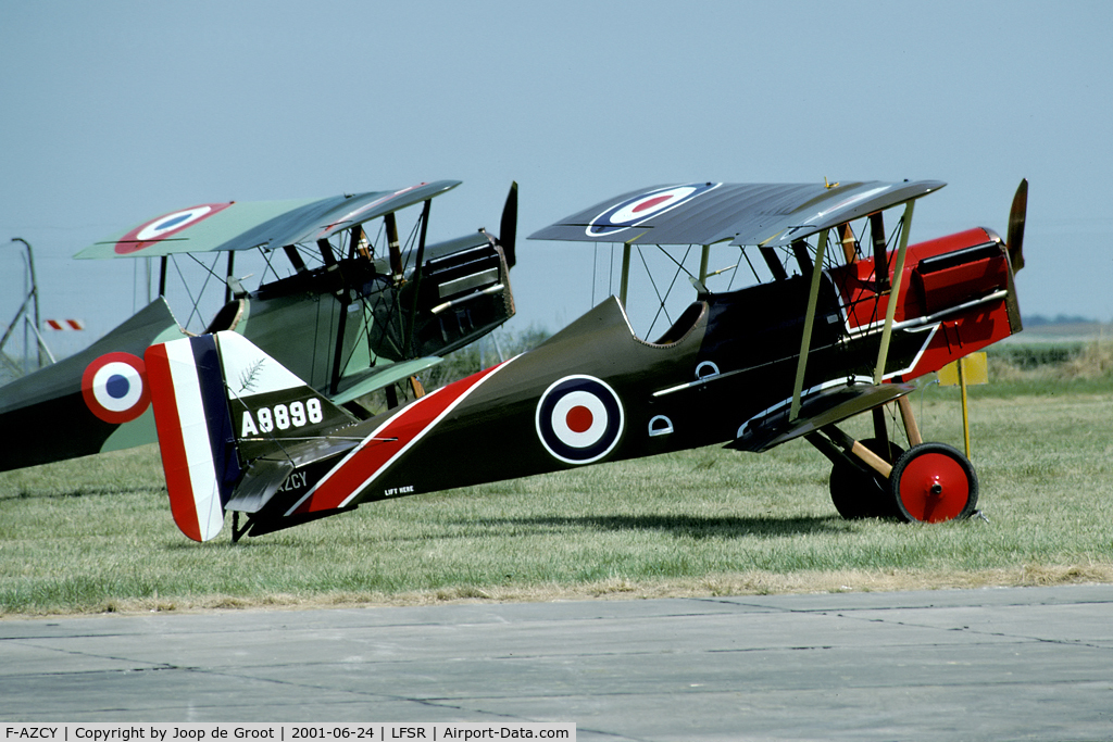 F-AZCY, Royal Aircraft Factory SE-5A Replica C/N 03, Two SE-5 replicas at the 2001 Reims open house.
