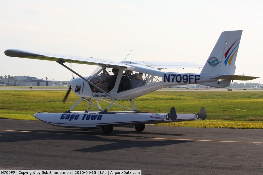 N709FP, 2007 Aeroprakt A-22 Valor C/N 192, Departing Lakeland, FL during Sun N Fun 2010