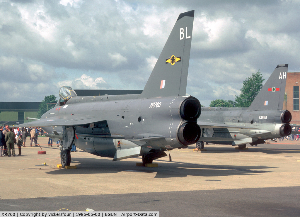 XR760, 1965 English Electric Lightning F.6 C/N 95225, Royal Air Force. Operated by 11 Squadron, coded 'BL'.