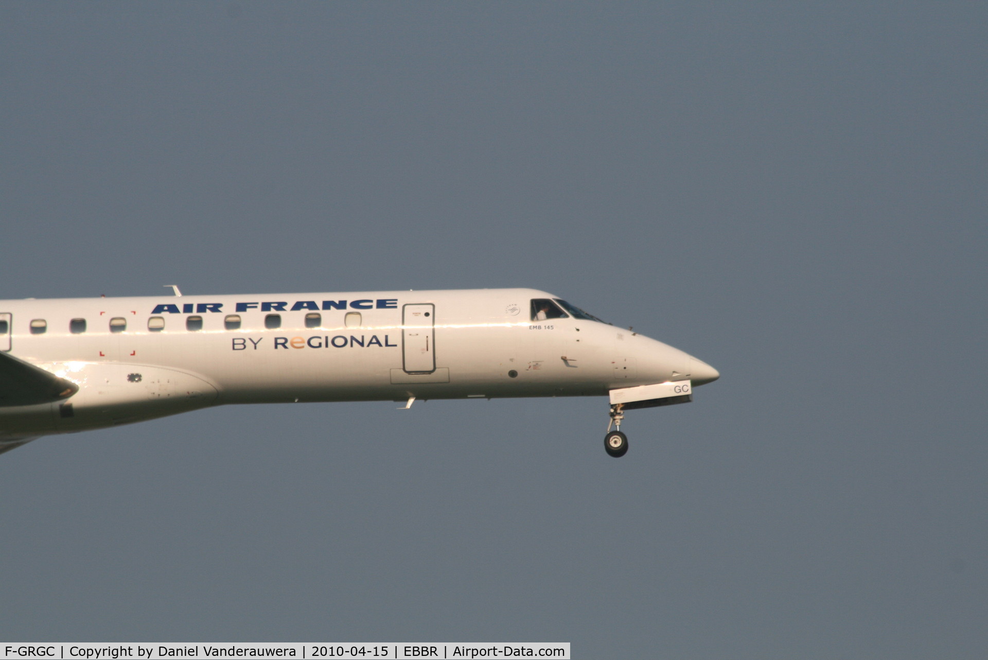 F-GRGC, 1997 Embraer EMB-145EU (ERJ-145EU) C/N 145012, Arrival of flight AF5402 to RWY 02