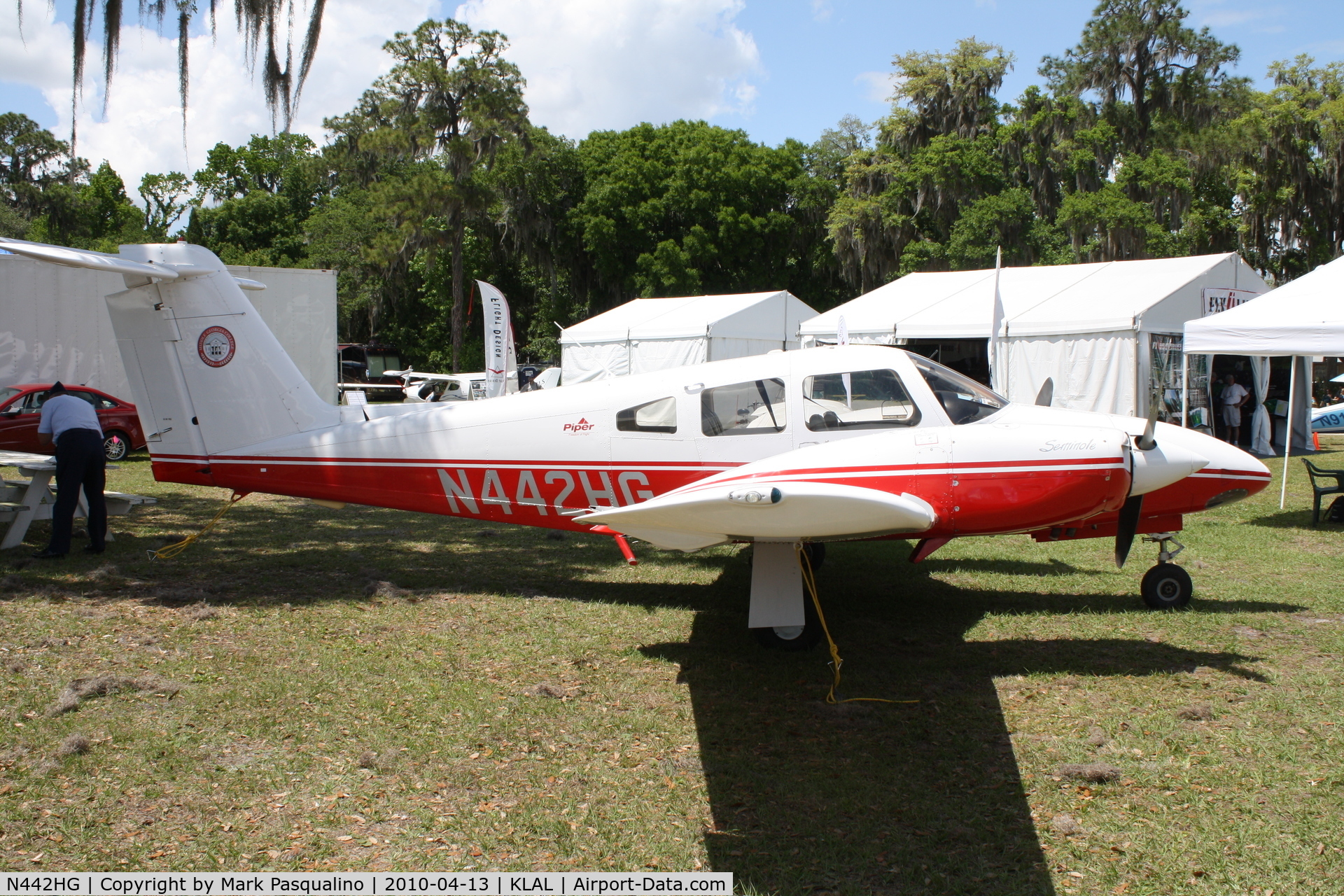 N442HG, 2001 Piper PA-44-180 Seminole C/N 4496056, Piper PA-44-180