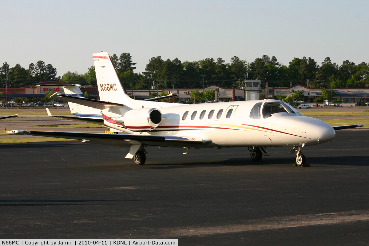N66MC, 1981 Cessna 550 Citation II C/N 550-0239, Parked on the ramp during the golf tournament.