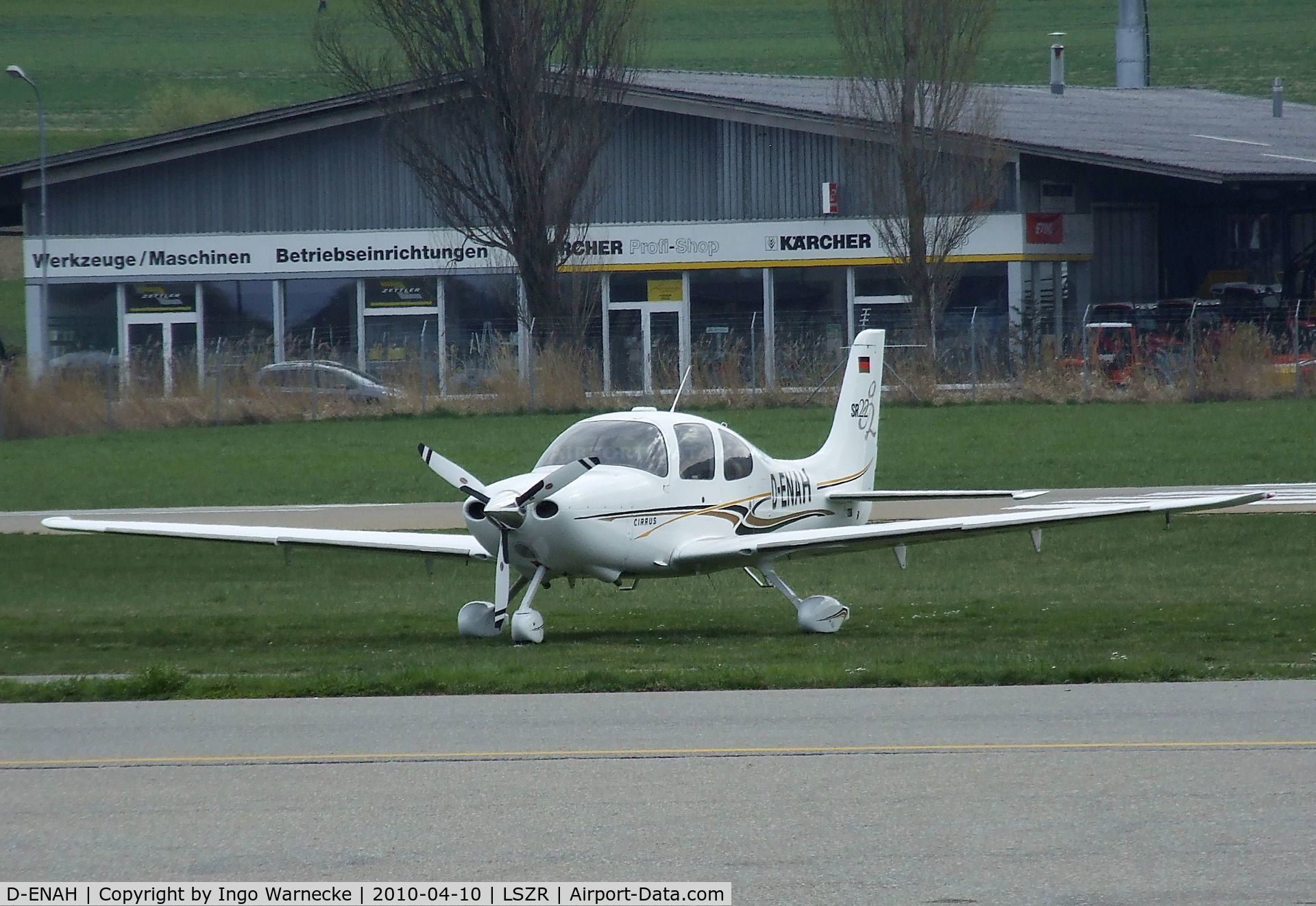 D-ENAH, 2005 Cirrus SR22 G2 C/N 1257, Cirrus SR22G2 at St. Gallen-Altenrhein airfield