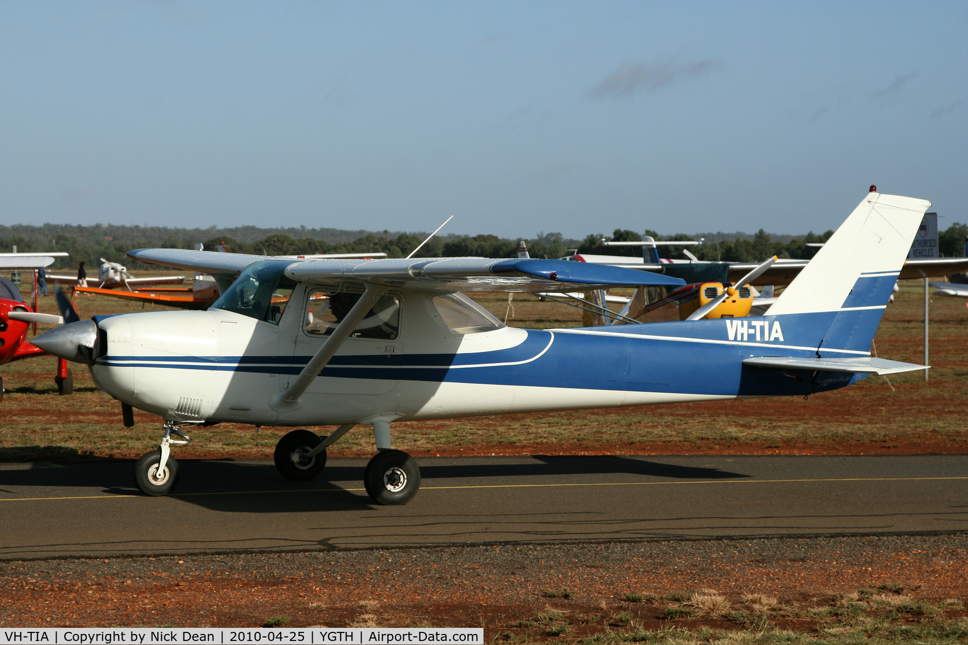 VH-TIA, 1975 Cessna A150M Aerobat C/N A1500531, YGTH