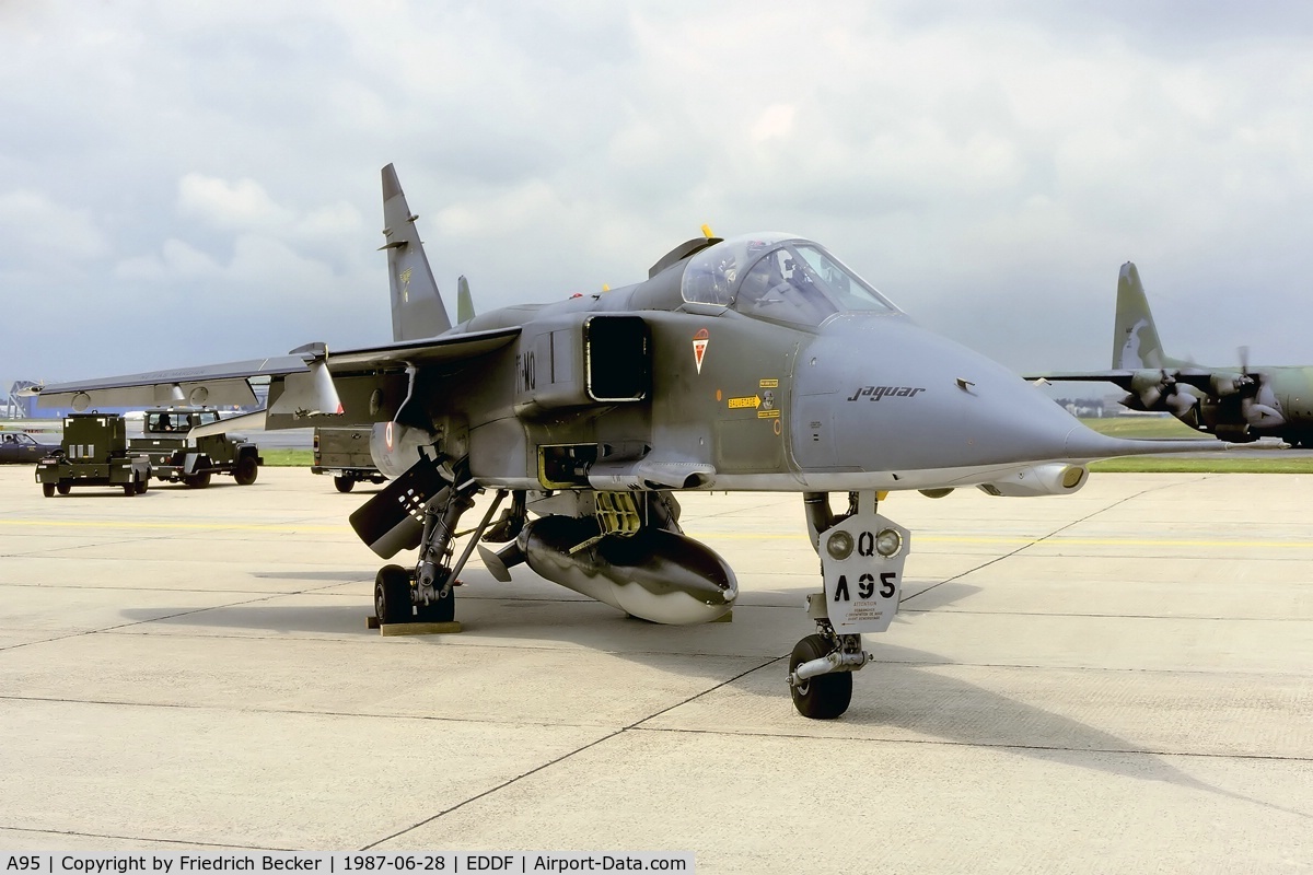 A95, Sepecat Jaguar A C/N A95, SEPECAT Jaguar A 11-MQ at the Rhein Main AB open house 1987