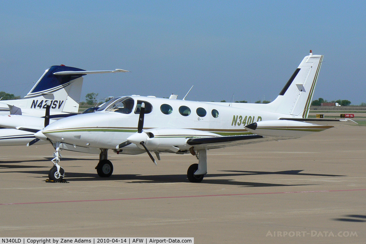 N340LD, 1980 Cessna 340A C/N 340A1004, At Fort Worth Alliance Airport