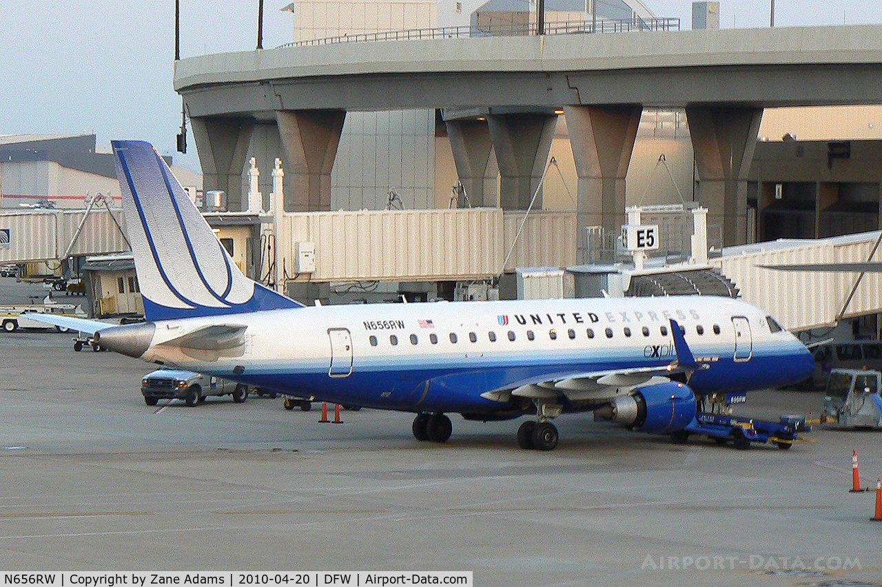 N656RW, 2005 Embraer 170SE (ERJ-170-100SE) C/N 17000113, United Express at the gate - DFW Airport