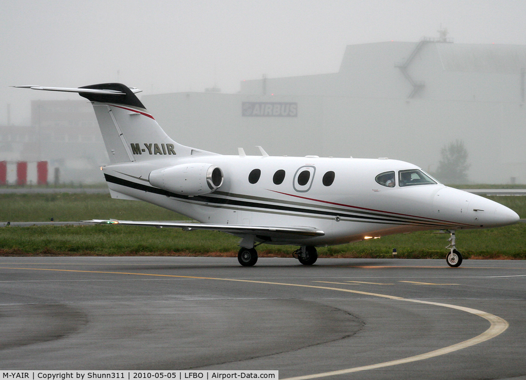 M-YAIR, 2005 Raytheon 390 Premier 1 C/N RB-146, Taxiing to the General Aviation area...