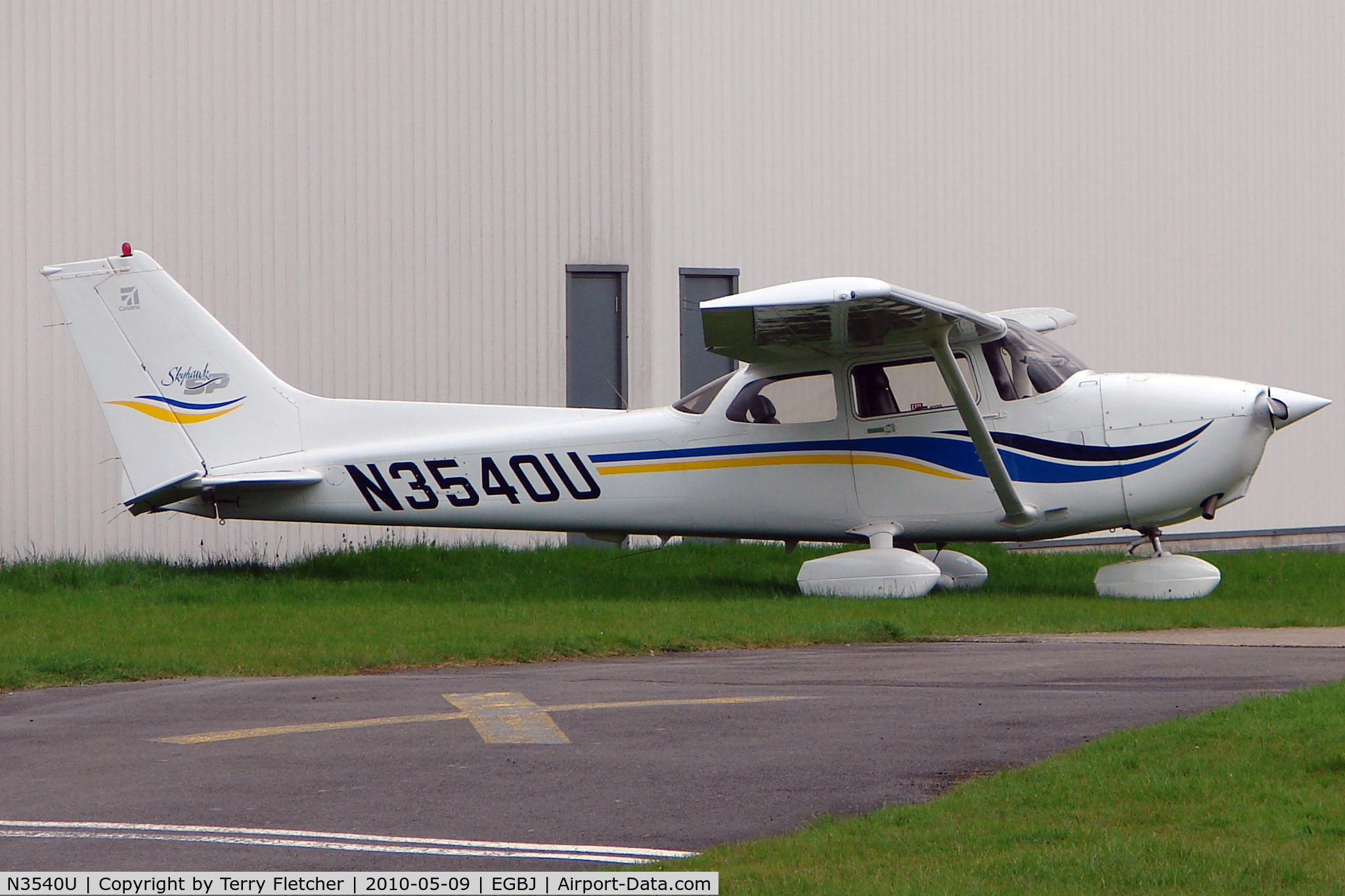 N3540U, Cessna 182F Skylane C/N 18254940, Cessna at Staverton