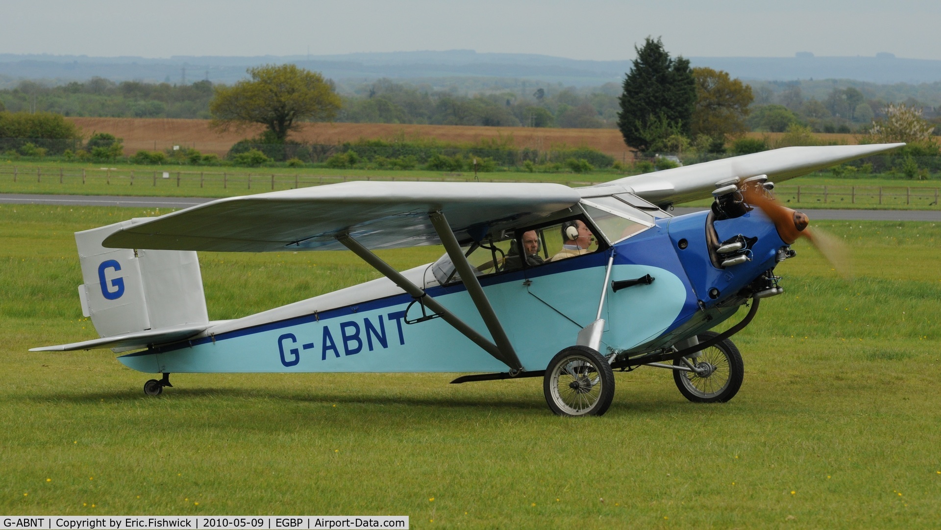 G-ABNT, 1931 Civilian Coupe 02 C/N 03, 2. G-ABNT: Amazing Coupe at Kemble Airport (Great Vintage Flying Weekend)