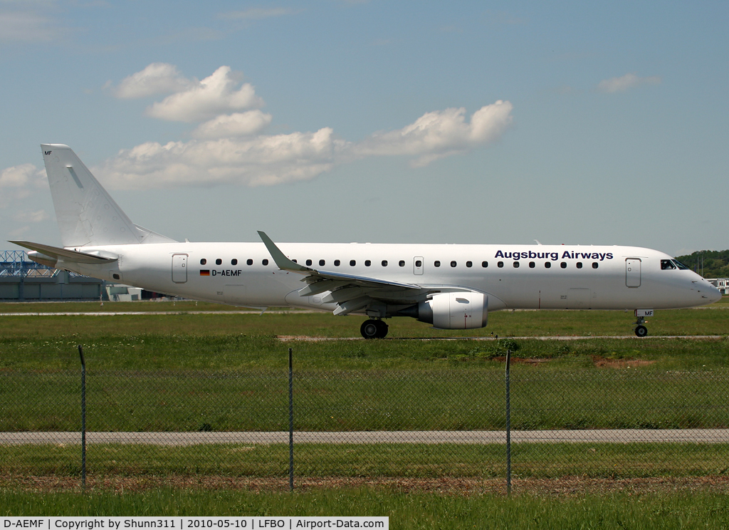 D-AEMF, 2009 Embraer 190AR (ERJ-190-100IGW) C/N 19000310, Taxiing holding point rwy 14L for departure...