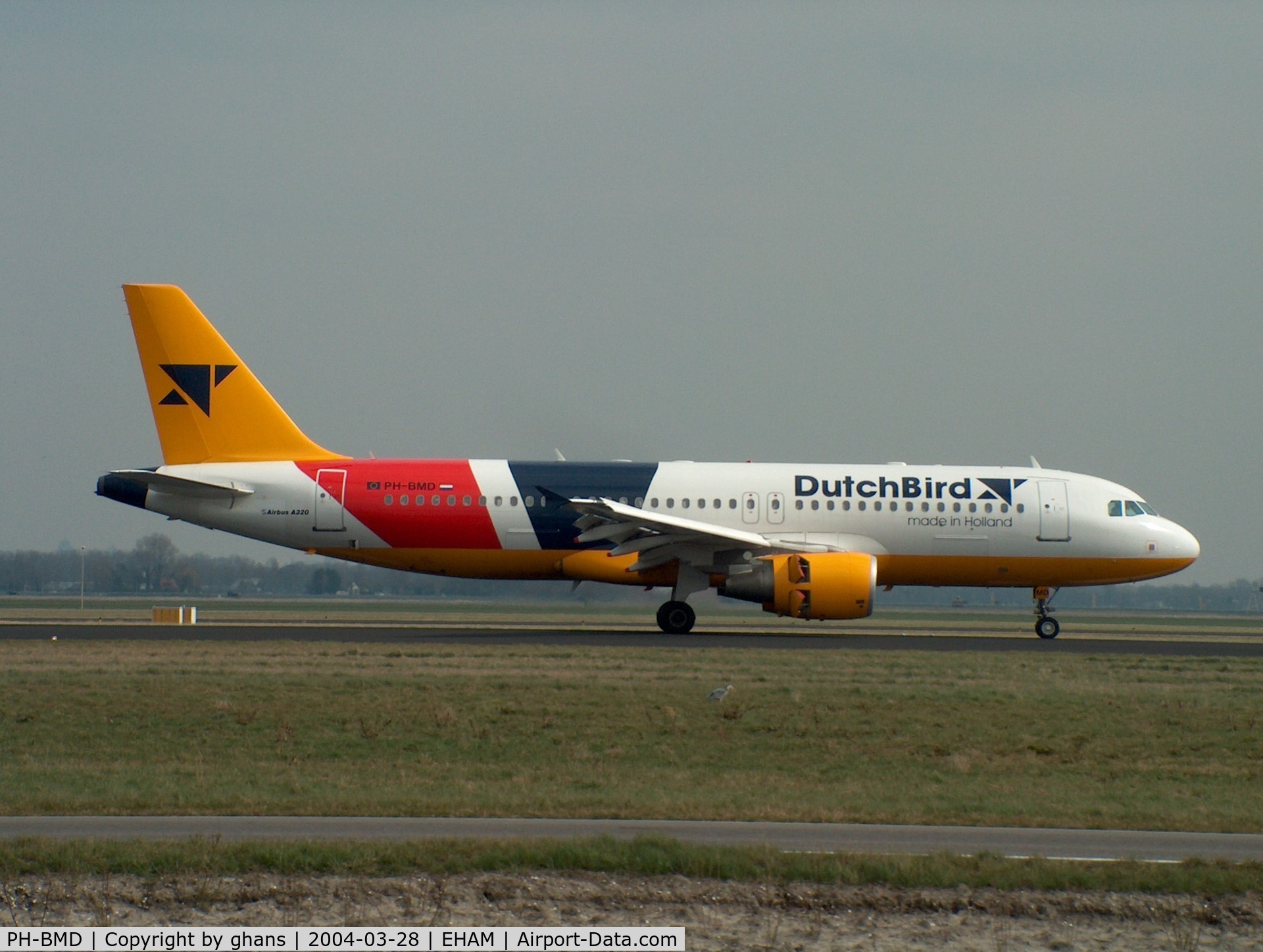 PH-BMD, 2000 Airbus A320-214 C/N 1370, On runway