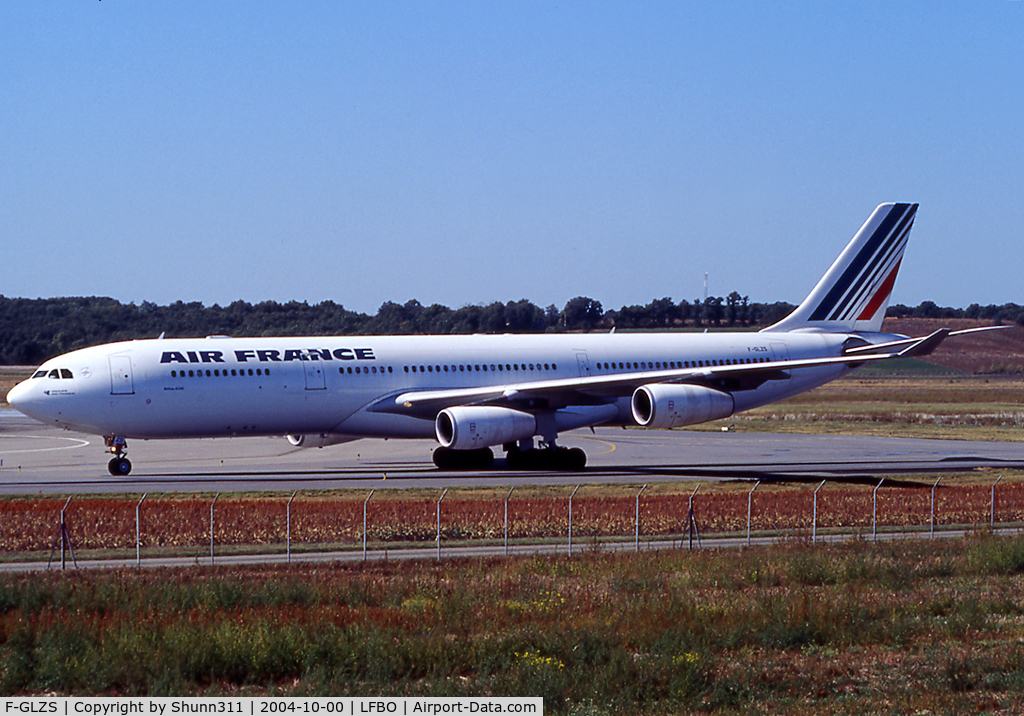 F-GLZS, 1999 Airbus A340-313X C/N 310, Taxiing to the terminal...
