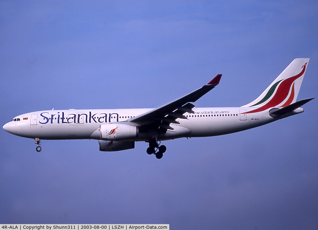 4R-ALA, 1999 Airbus A330-243 C/N 303, On landing...