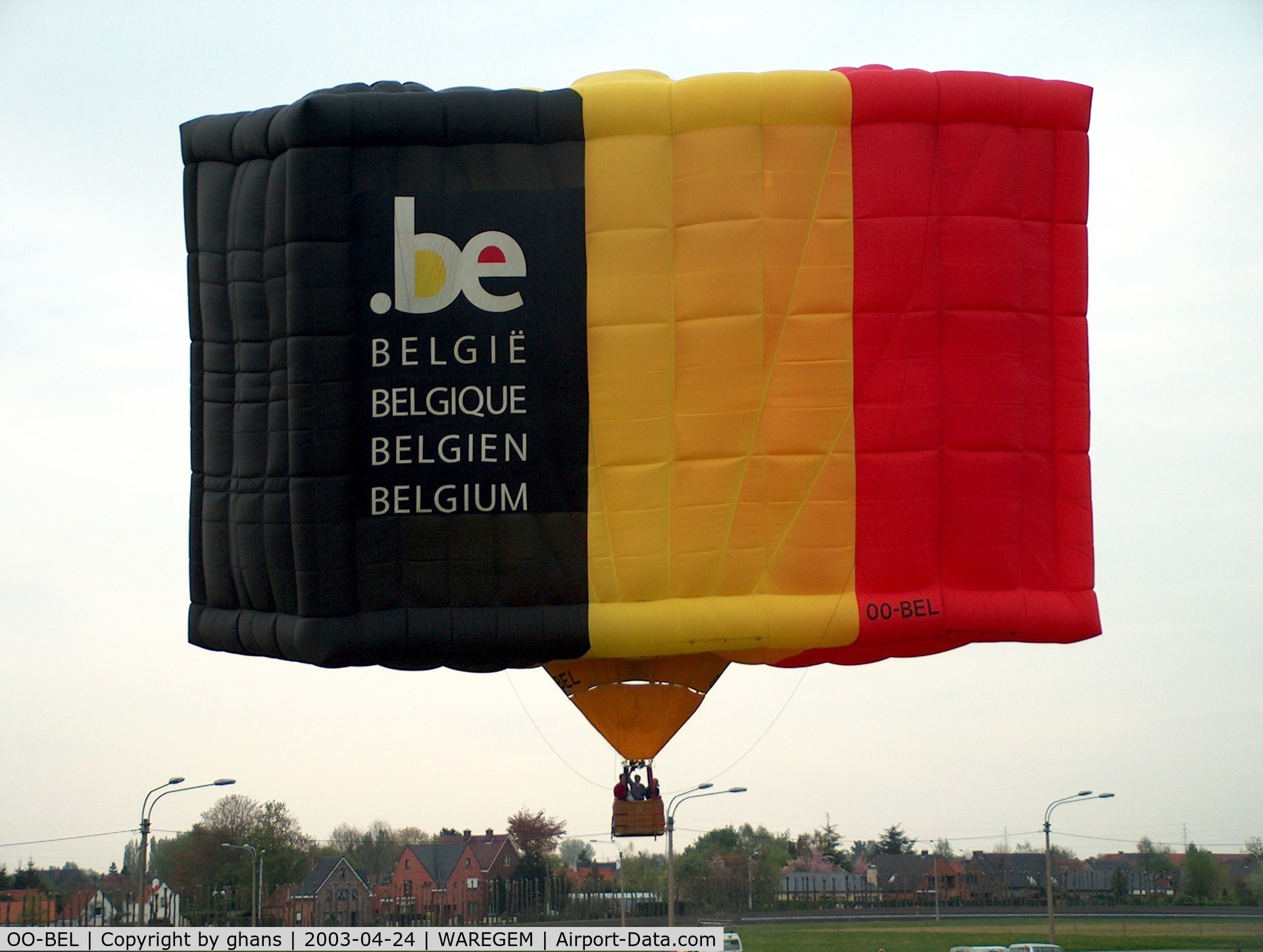 OO-BEL, Cameron Waving Flag 105 C/N 10069, The Belgium Flag