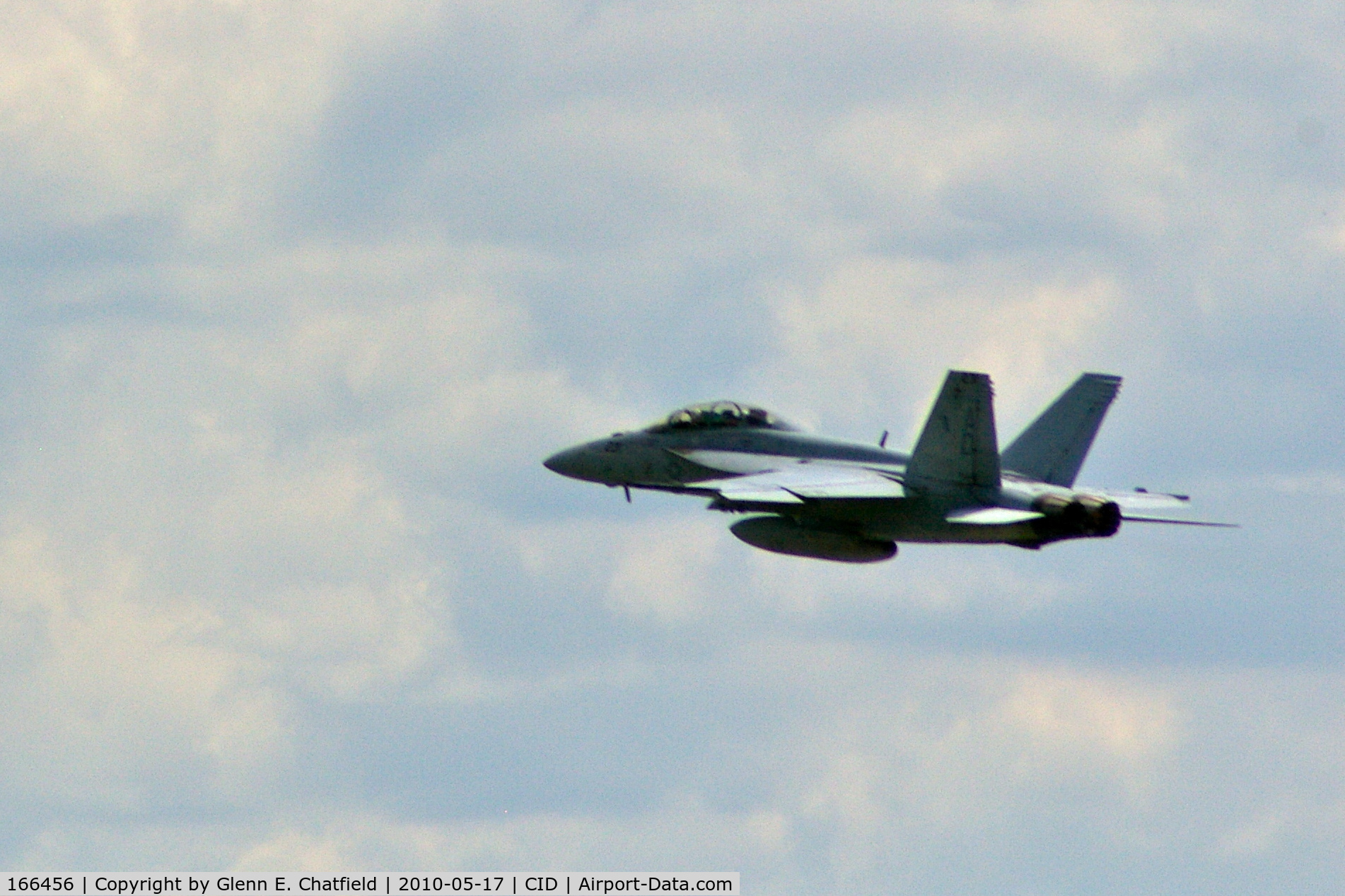 166456, Boeing F/A-18F Super Hornet C/N F091, Departing Runway 9 - just popped up behind hangars.