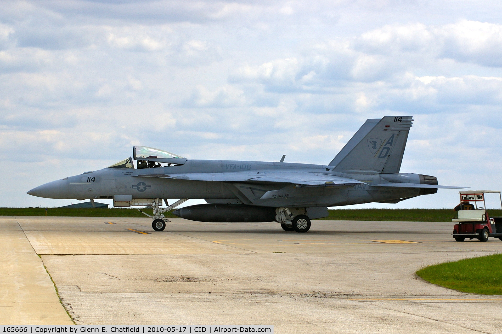 165666, Boeing F/A-18E Super Hornet C/N 1517/E020, Arriving PS Air