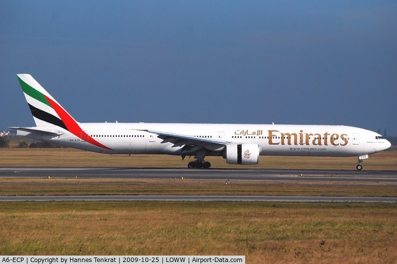 A6-ECP, 2009 Boeing 777-36N/ER C/N 37707, Emirates Boeing 777-300; EK127 from Dubai just landed on RWY16