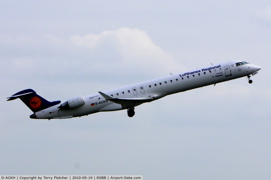 D-ACKH, 2006 Bombardier CRJ-900LR (CL-600-2D24) C/N 15085, Lufthansa CRJ-900LR climbs away from Birmingham