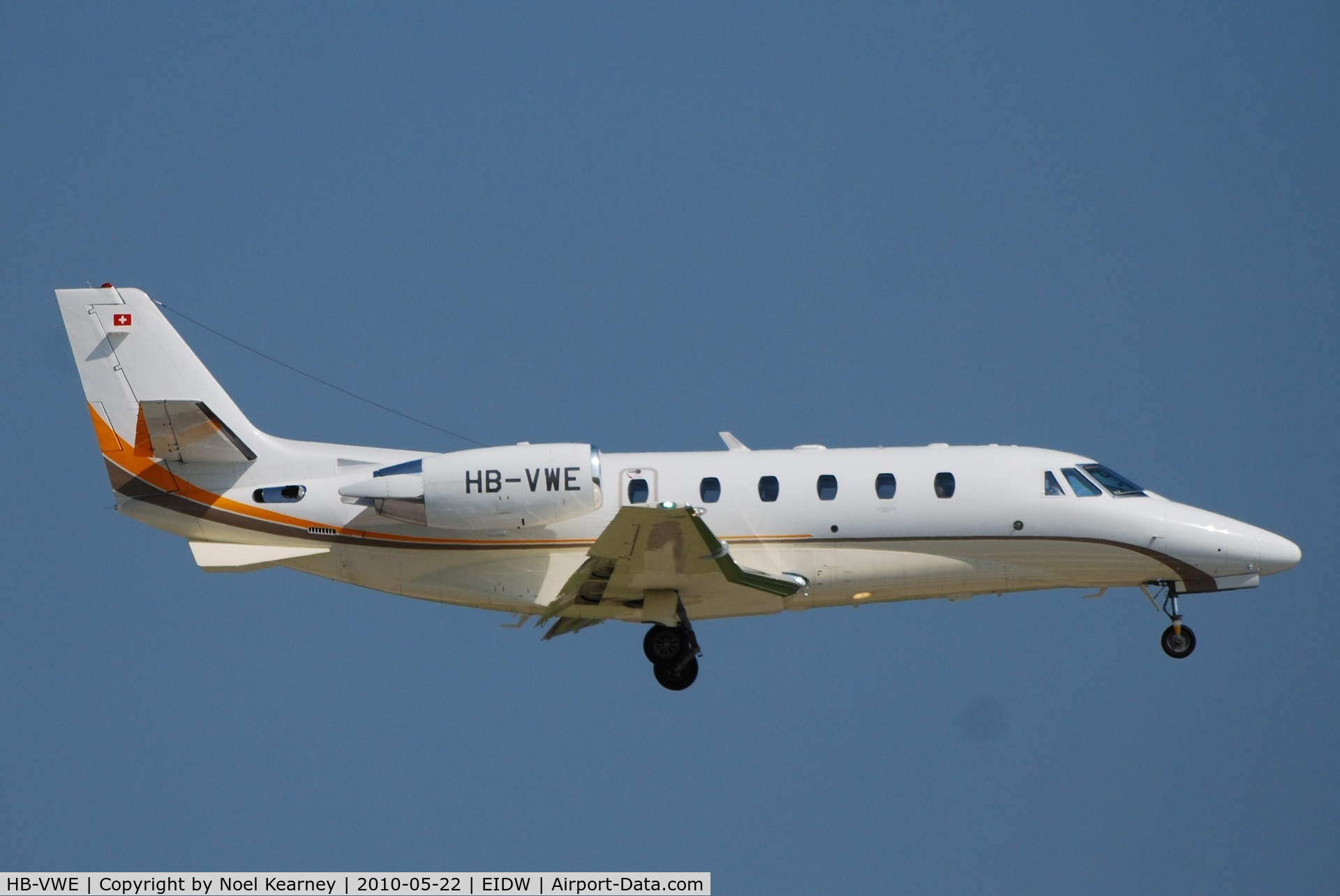 HB-VWE, 2009 Cessna 560 Citation XLS+ C/N 560-6022, Landing Rwy 10