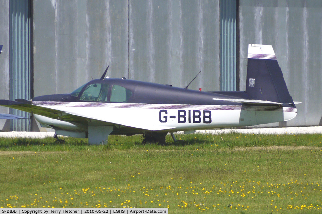 G-BIBB, 1964 Mooney M20C Ranger C/N 2803, 1964 Mooney Aircraft Corporation MOONEY M20C at Henstridge Airfield