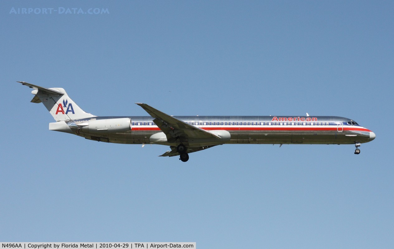 N496AA, 1989 McDonnell Douglas MD-82 (DC-9-82) C/N 49734, American MD-82