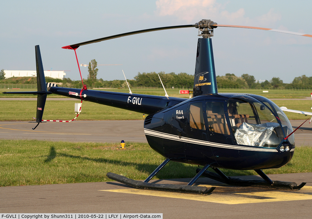 F-GVLI, 2008 Robinson R44 Clipper II C/N 12402, Parked at the General Aviation...