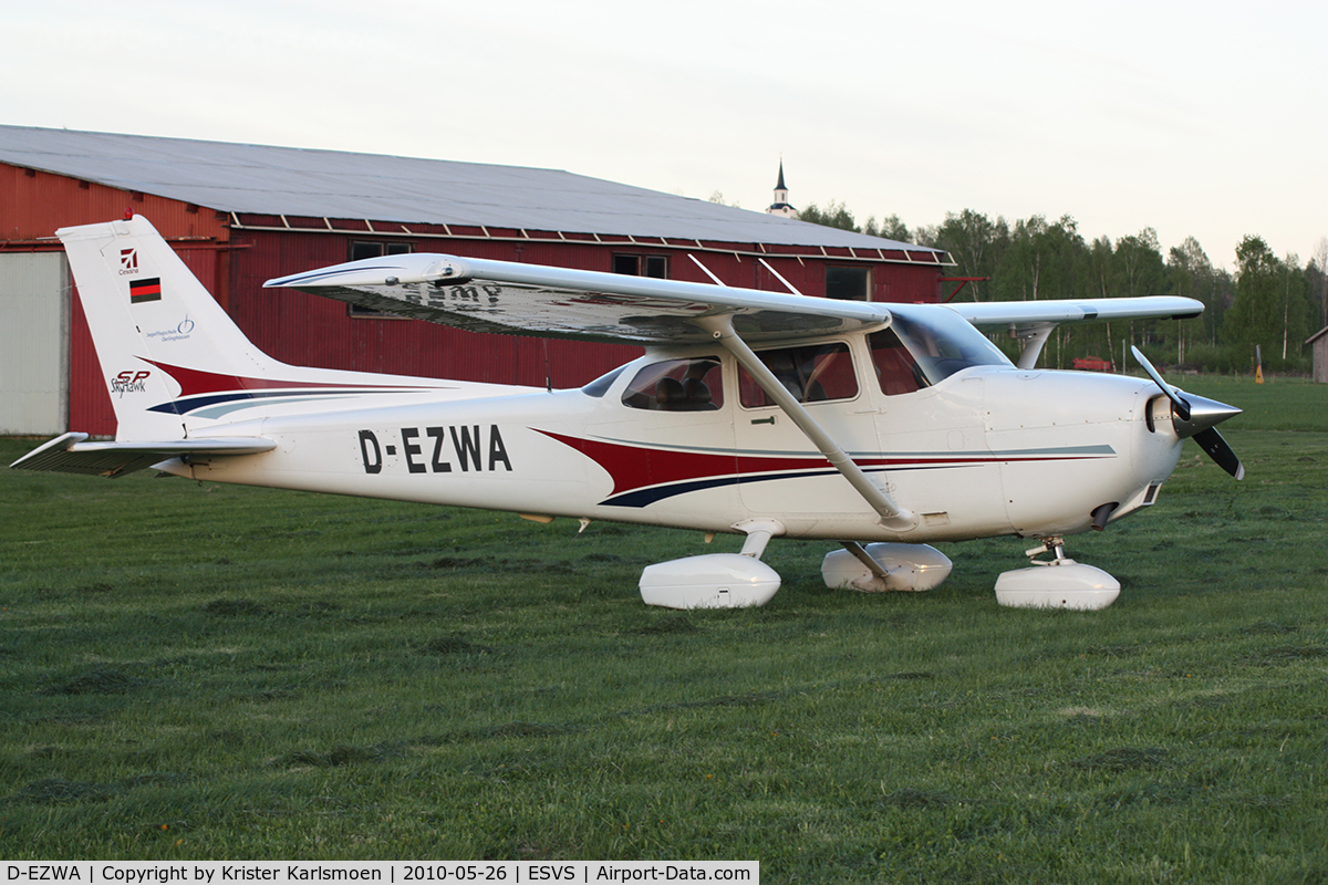 D-EZWA, Cessna 172S SP C/N 172S-9646, Visitors from Germany