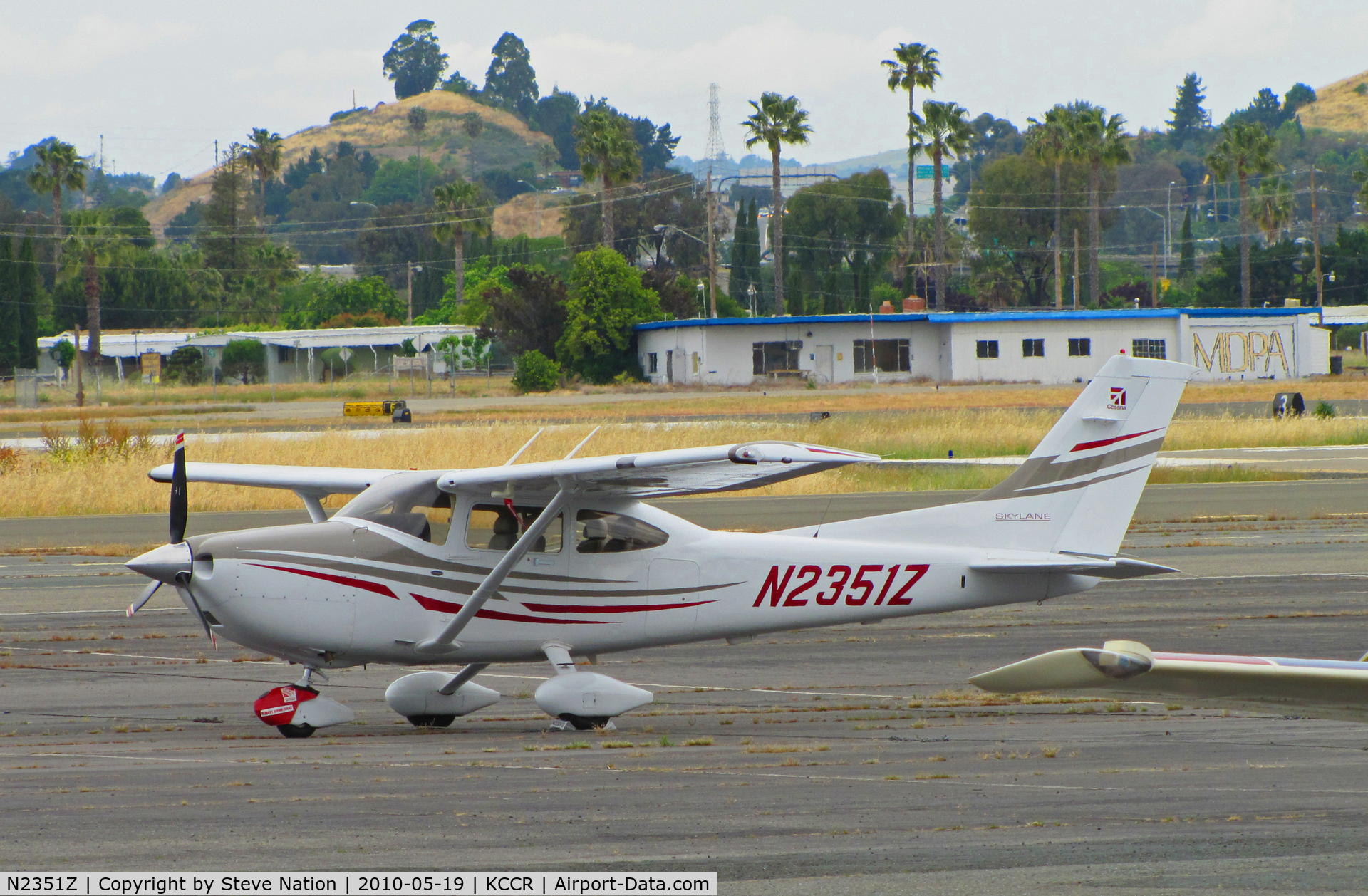 N2351Z, 2005 Cessna 182T Skylane C/N 18281708, Buchanan Field, Concord, CA