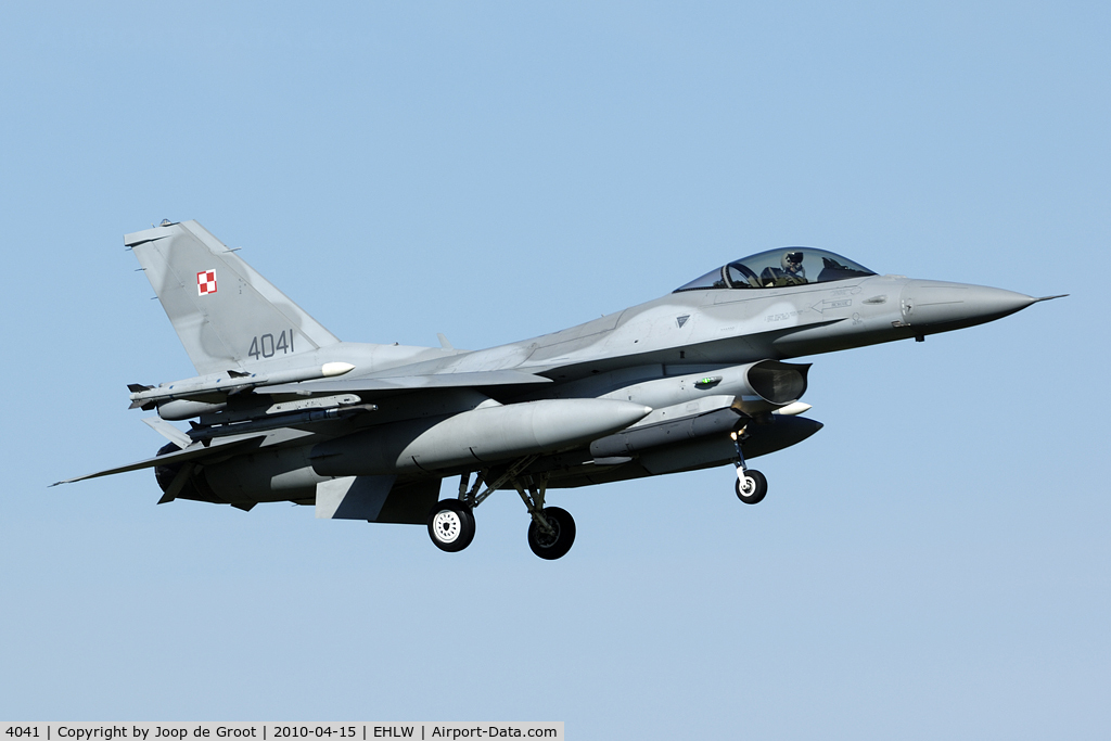 4041, Lockheed Martin F-16CJ Fighting Falcon C/N JC-2, One of the pristine Polish F-16s in the Frisian Flag exercise