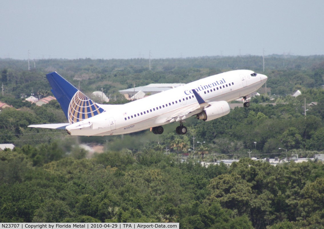 N23707, 1998 Boeing 737-724 C/N 28768, Continental 737-700