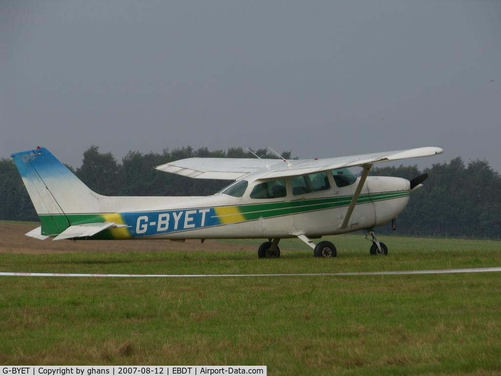 G-BYET, 1982 Cessna 172P C/N 172-75122, At Diest 2007