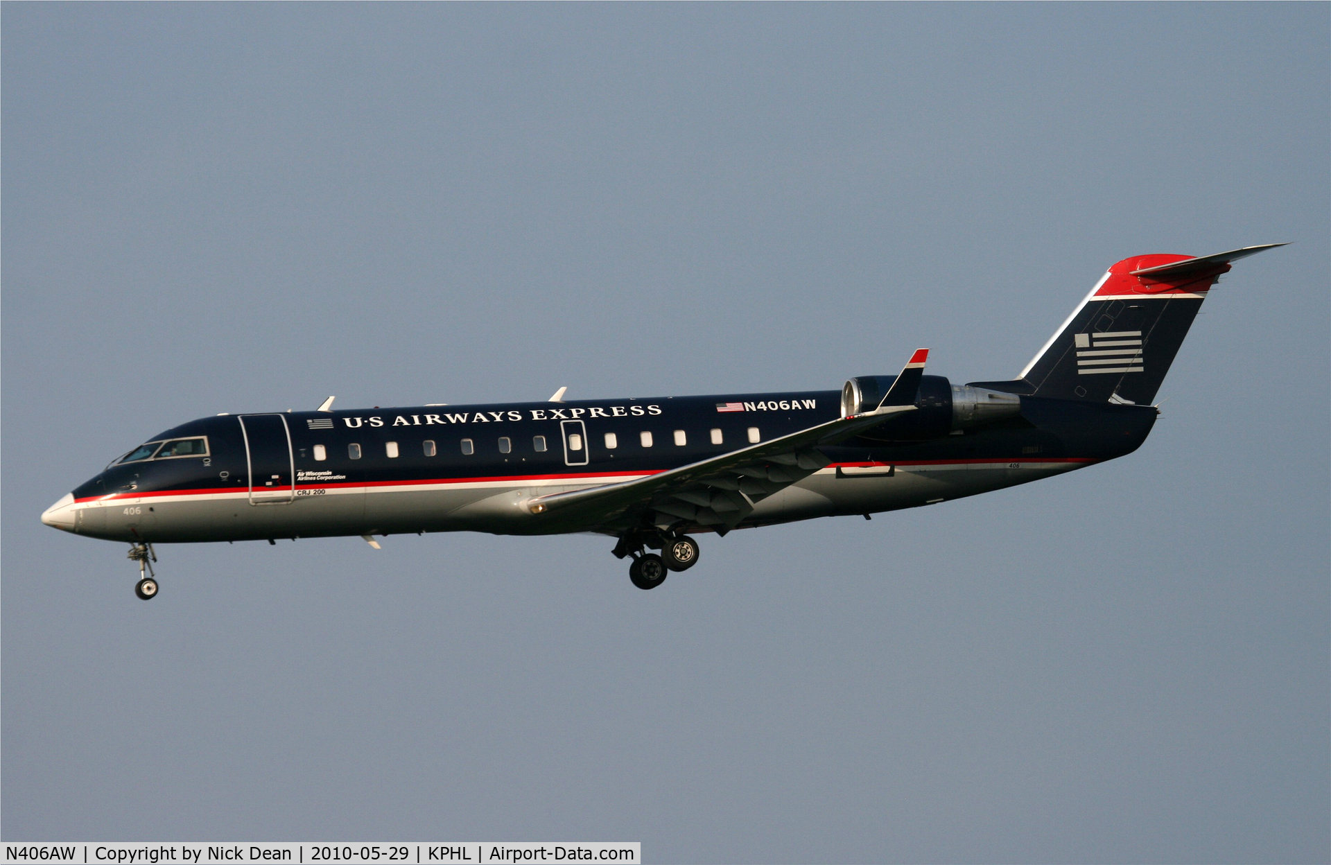 N406AW, 2000 Bombardier CRJ-200LR (CL-600-2B19) C/N 7402, KPHL