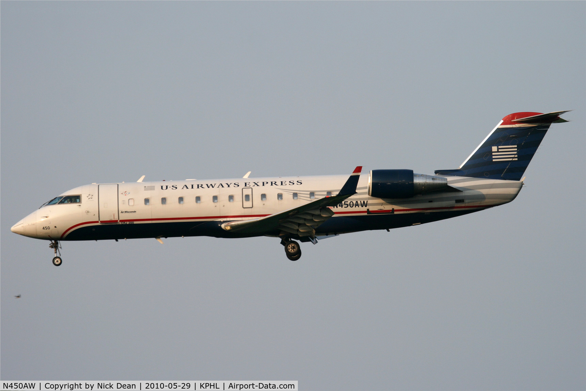 N450AW, 2003 Bombardier CRJ-200LR (CL-600-2B19) C/N 7823, KPHL