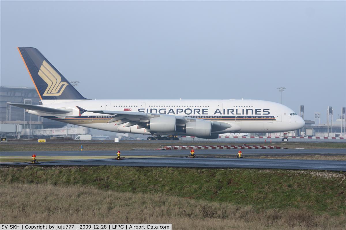 9V-SKH, 2008 Airbus A380-841 C/N 021, on transit at CDG