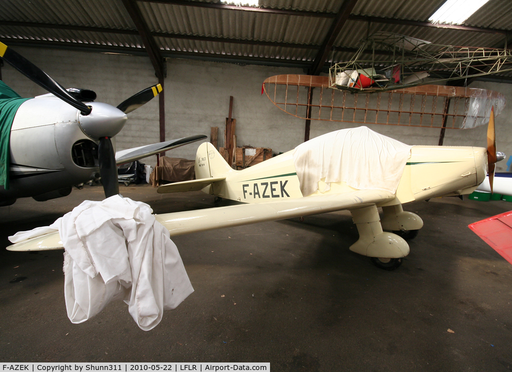 F-AZEK, SIPA 903 C/N 99, Parked into a hangar...